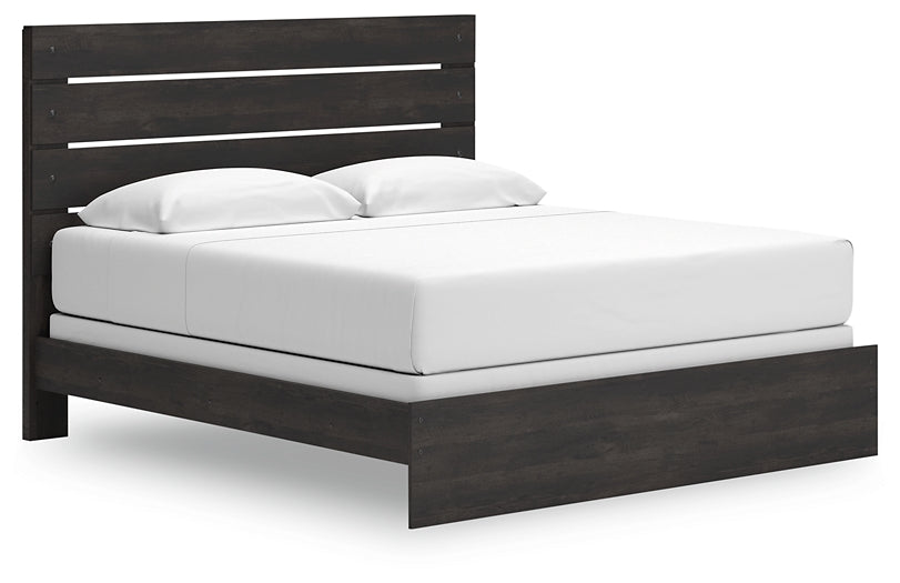 Hollivern King Panel Bed with Mirrored Dresser