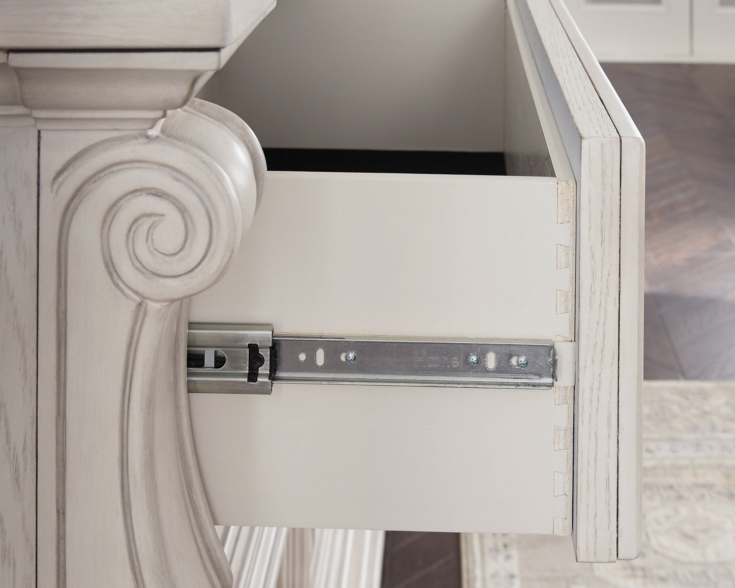 Bruchandi Dresser and Mirror