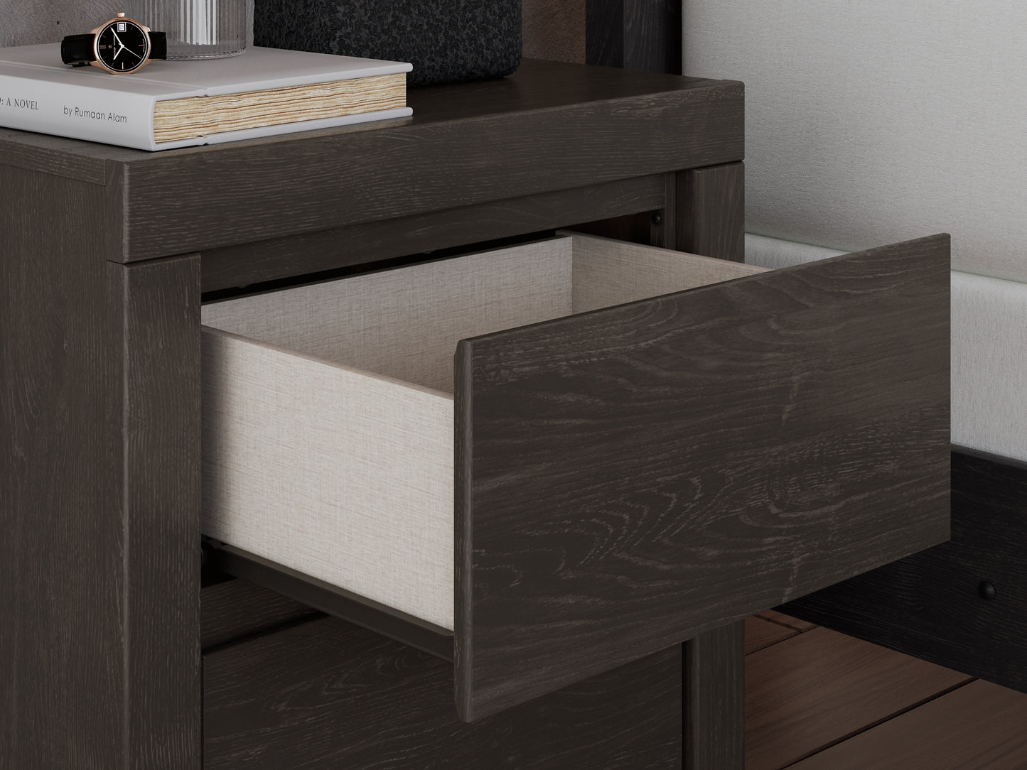 King Panel Bed with Mirrored Dresser and Nightstand