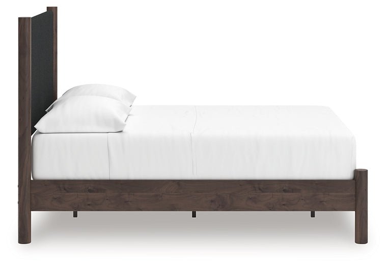 Pamytta Upholstered Panel Platform Bed