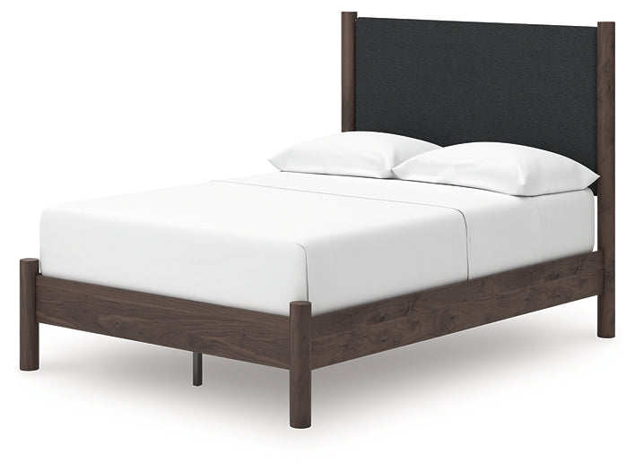 Pamytta Upholstered Panel Platform Bed