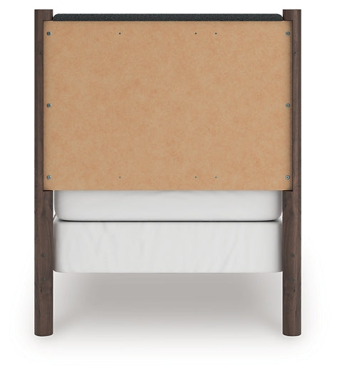 Pamytta Upholstered Panel Bed