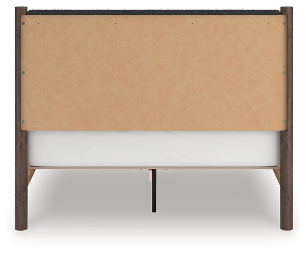 Pamytta Upholstered Panel Platform Bed