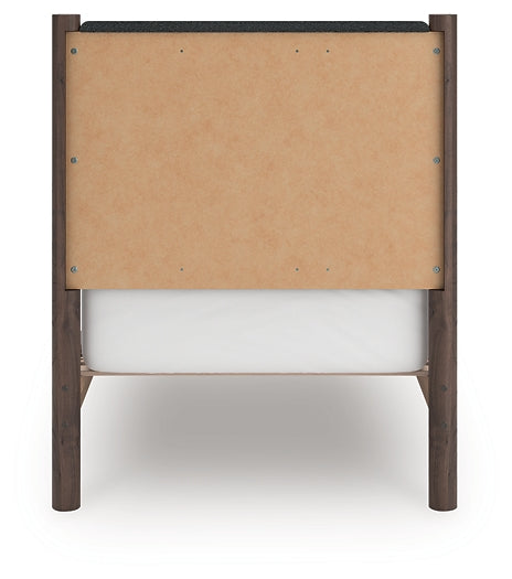 Pamytta Upholstered Panel Platform Bed
