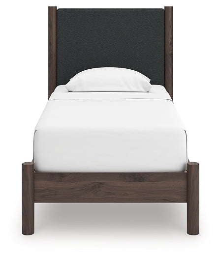 Pamytta Upholstered Panel Platform Bed