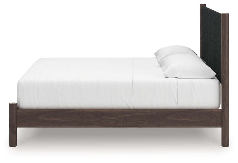 Pamytta Upholstered Panel Platform Bed