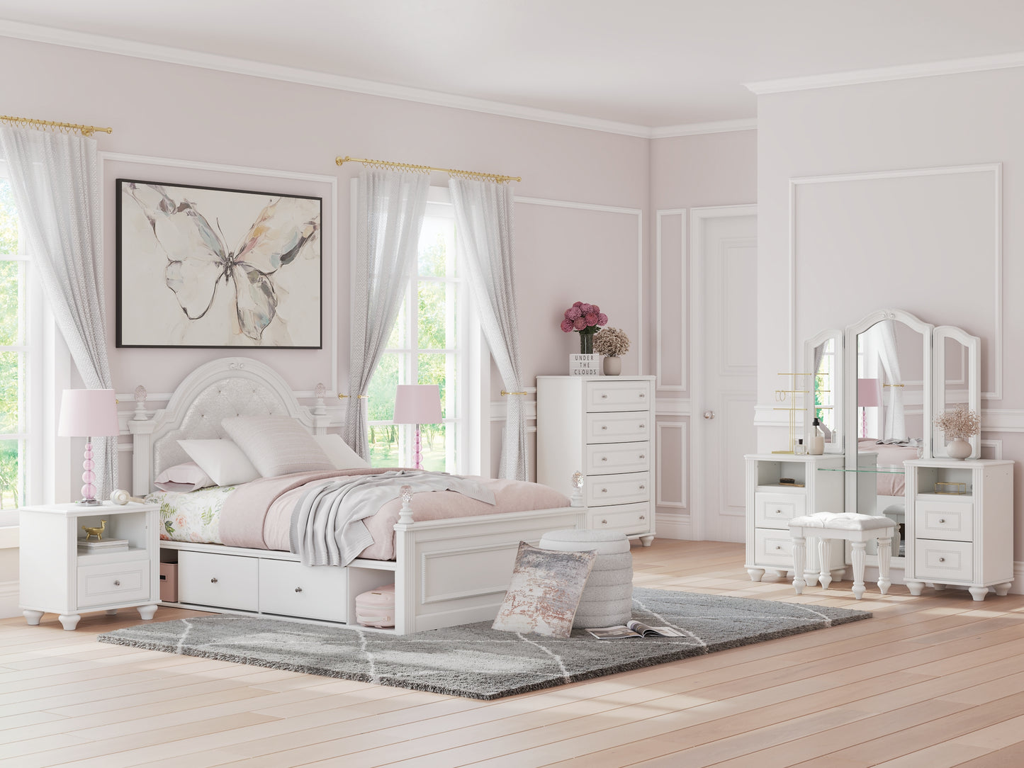 Kozlani Dressing Chest